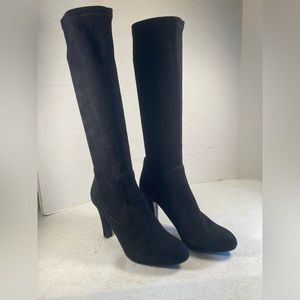 Graffiti Women’s Italian Soft Suede Black Pull On Knee High Slim Fit Boots